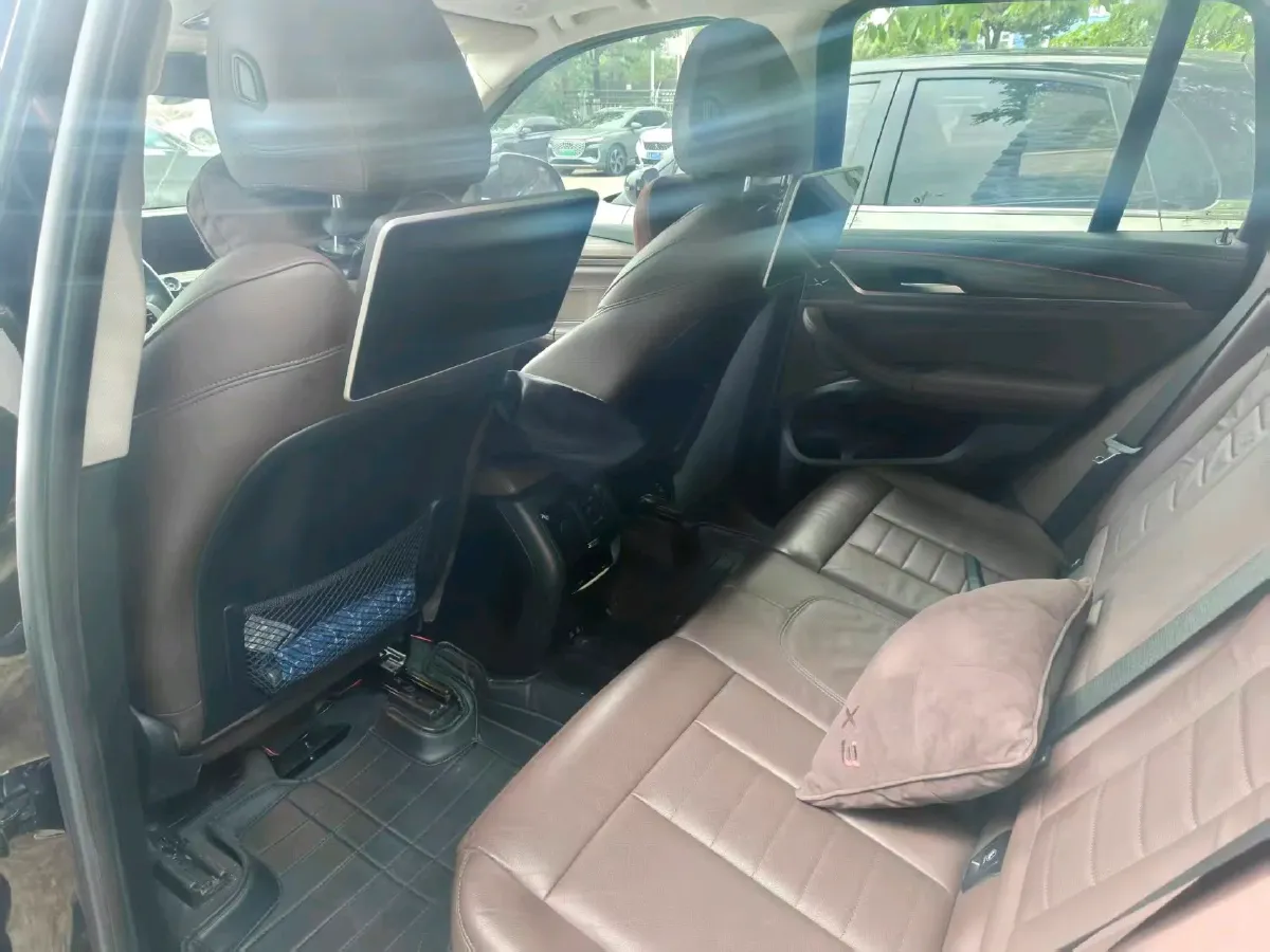 2020 BMW X3 2.0T 224HP L4 8AT,autocango,china used car exporter,china ev exporter,chinese used car exporter,chinese used ev exporter