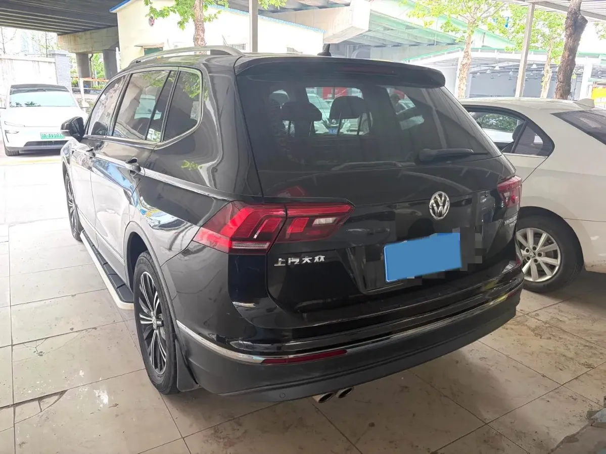 2019 Volkswagen CC 2.0T 186HP L4 7DCT,autocango,china used car exporter,china ev exporter,chinese used car exporter,chinese used ev exporter