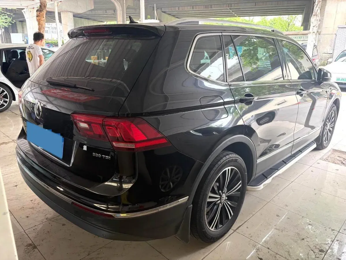 2019 Volkswagen CC 2.0T 186HP L4 7DCT,autocango,china used car exporter,china ev exporter,chinese used car exporter,chinese used ev exporter