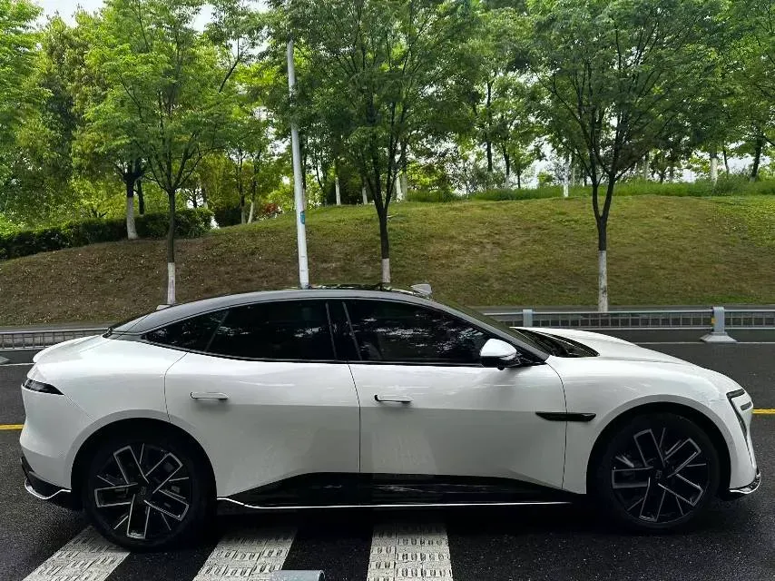 2025 Avatr 06 BEV,autocango,china used car exporter,china ev exporter,chinese used car exporter,chinese used ev exporter