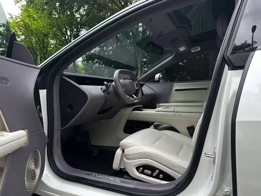 2025 Avatr 06 BEV,autocango,china used car exporter,china ev exporter,chinese used car exporter,chinese used ev exporter