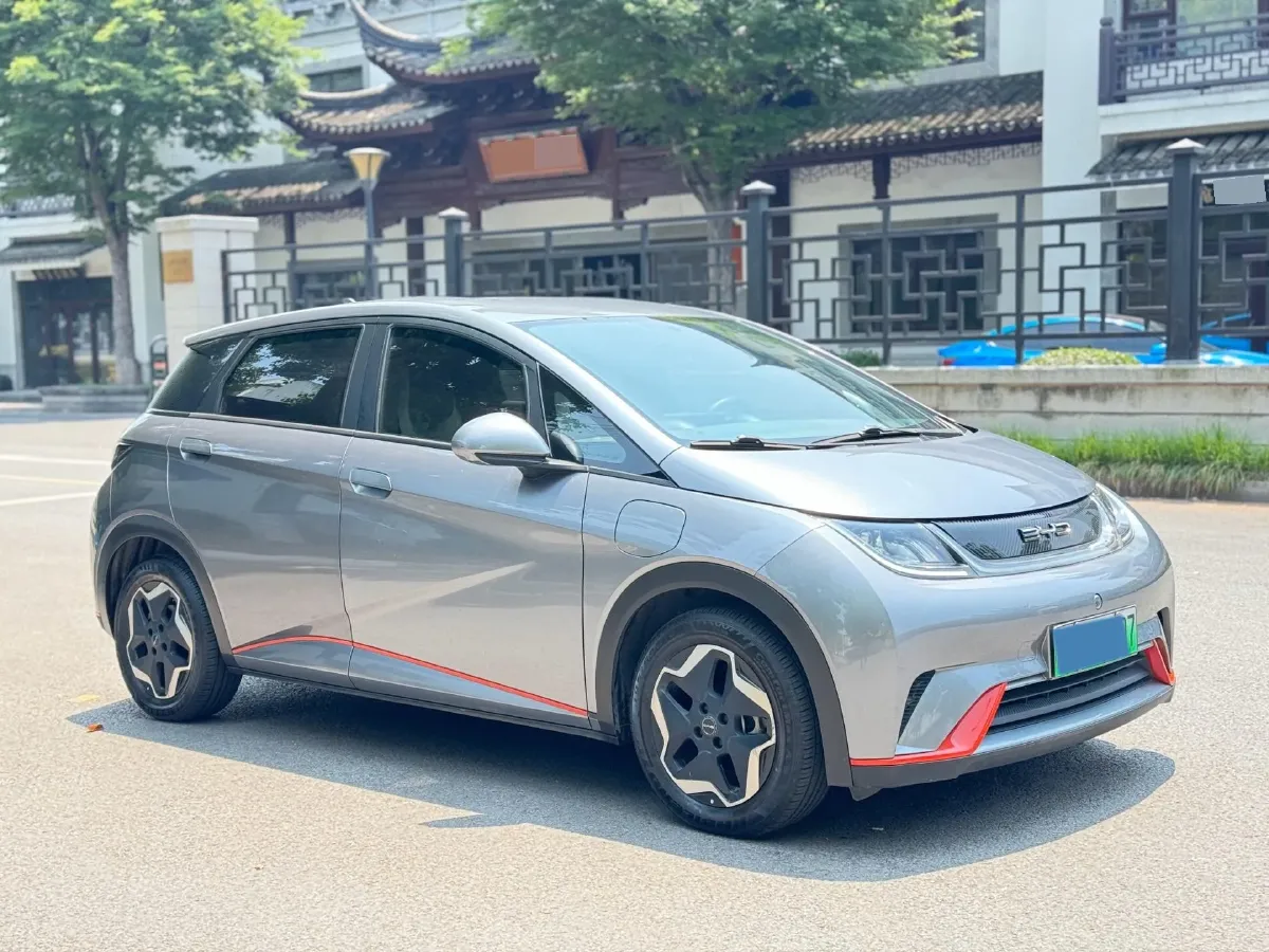 2021 Ford Escort 1.5L 122HP L3 6AT,autocango,china used car exporter,china ev exporter,chinese used car exporter,chinese used ev exporter