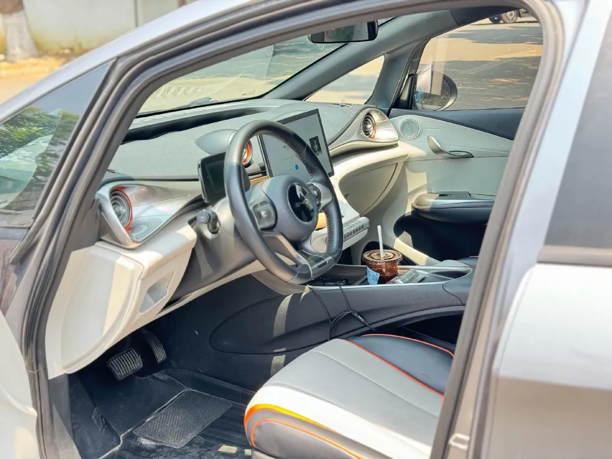 2021 Ford Escort 1.5L 122HP L3 6AT,autocango,china used car exporter,china ev exporter,chinese used car exporter,chinese used ev exporter