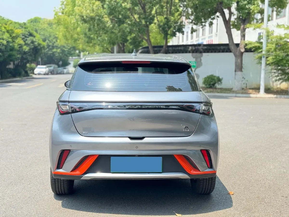 2021 Ford Escort 1.5L 122HP L3 6AT,autocango,china used car exporter,china ev exporter,chinese used car exporter,chinese used ev exporter