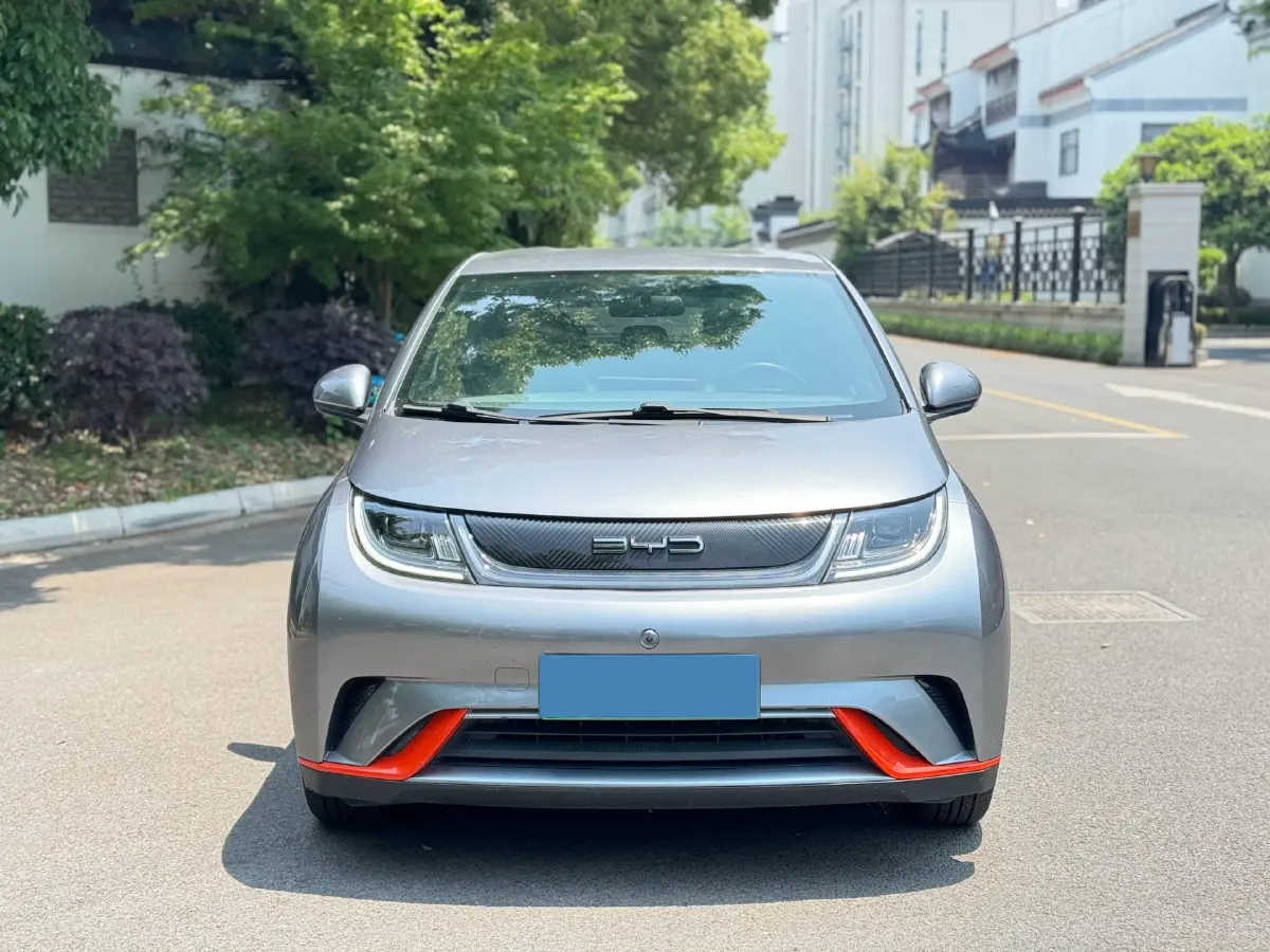 2021 Ford Escort 1.5L 122HP L3 6AT,autocango,china used car exporter,china ev exporter,chinese used car exporter,chinese used ev exporter