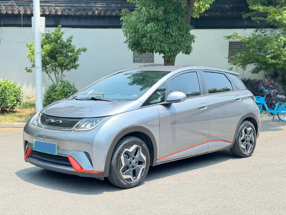2021 Ford Escort 1.5L 122HP L3 6AT,autocango,china used car exporter,china ev exporter,chinese used car exporter,chinese used ev exporter