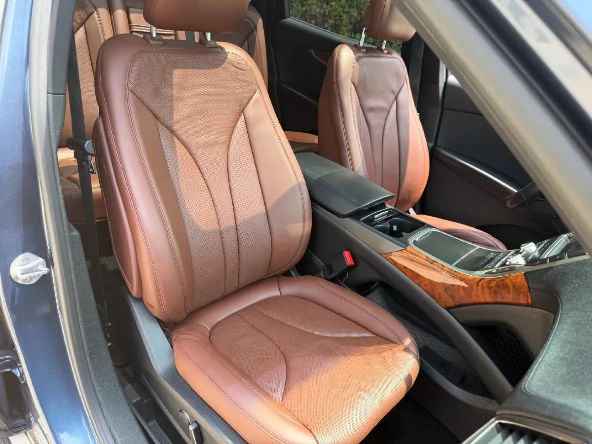 2019 Lincoln Nautilus 2.0T 235HP L4 8AT,autocango,china used car exporter,china ev exporter,chinese used car exporter,chinese used ev exporter