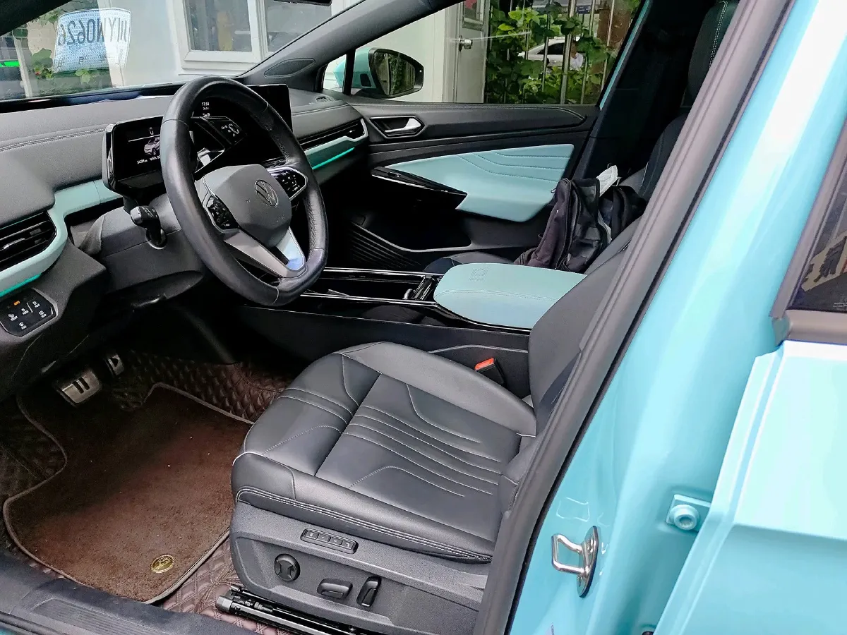 2023 Buick GL8 2.0T 237HP L4 9AT,autocango,china used car exporter,china ev exporter,chinese used car exporter,chinese used ev exporter