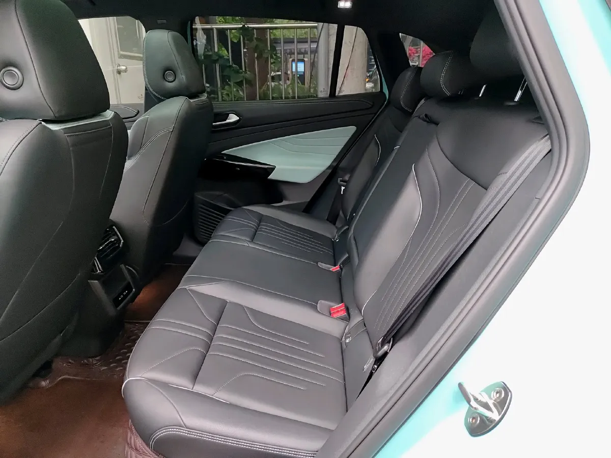 2023 Buick GL8 2.0T 237HP L4 9AT,autocango,china used car exporter,china ev exporter,chinese used car exporter,chinese used ev exporter
