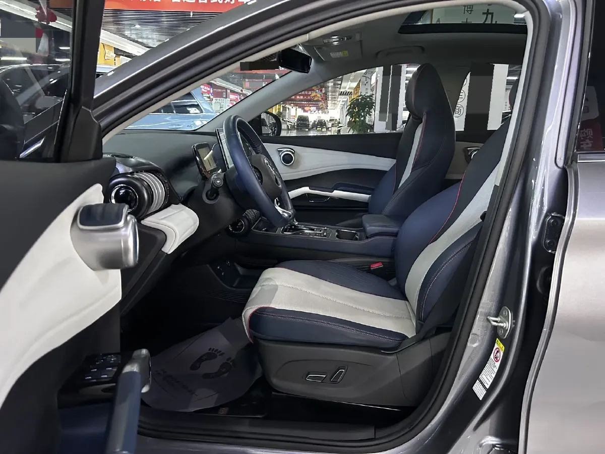 2022 Roewe RX5 MAX 1.5T 181HP L4 6AT,autocango,china used car exporter,china ev exporter,chinese used car exporter,chinese used ev exporter