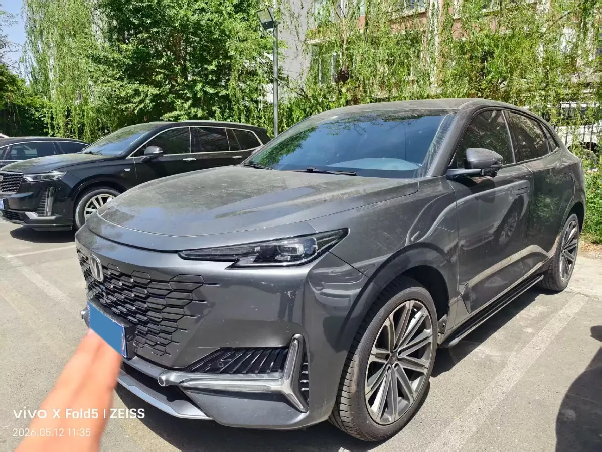 2021 ChangAn UNI-K 2.0T 233HP L4 8AT,autocango,china used car exporter,china ev exporter,chinese used car exporter,chinese used ev exporter