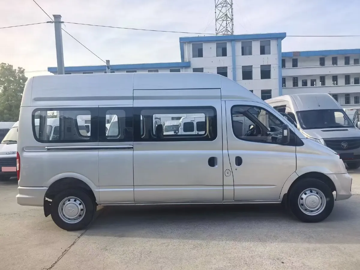 2019 MAXUS XinTu V80 2.5T 136HP L4 6MT,autocango,china used car exporter,china ev exporter,chinese used car exporter,chinese used ev exporter