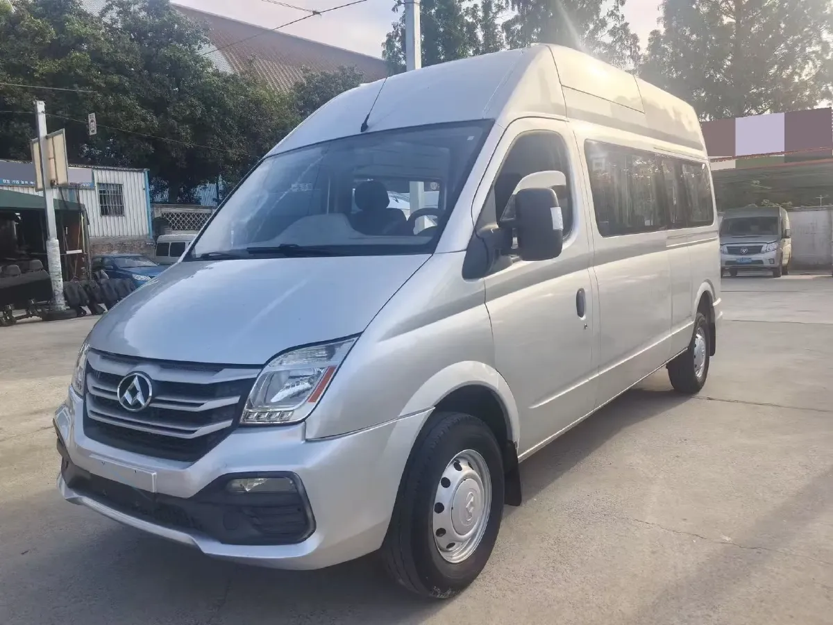 2019 MAXUS XinTu V80 2.5T 136HP L4 6MT,autocango,china used car exporter,china ev exporter,chinese used car exporter,chinese used ev exporter