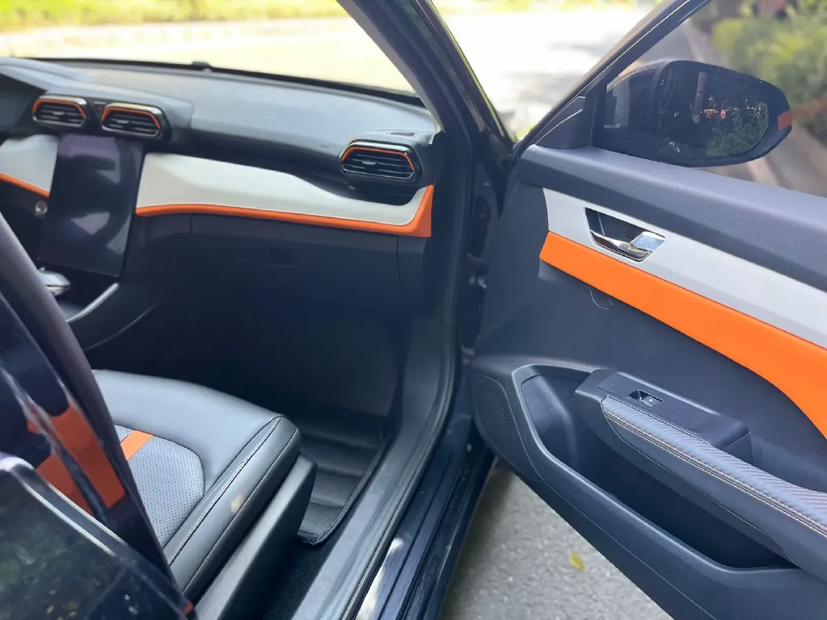 2023 DongFeng Aeolus YiXuan 1.5L 125HP L4 6DCT,autocango,china used car exporter,china ev exporter,chinese used car exporter,chinese used ev exporter