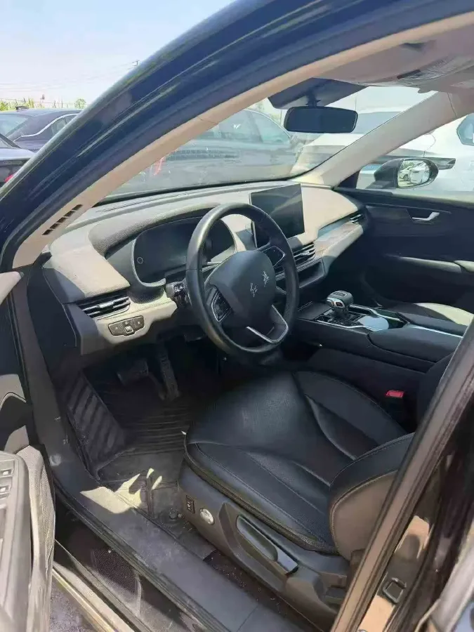 2024 HongQi E-QM5 BEV 60KWH,autocango,china used car exporter,china ev exporter,chinese used car exporter,chinese used ev exporter