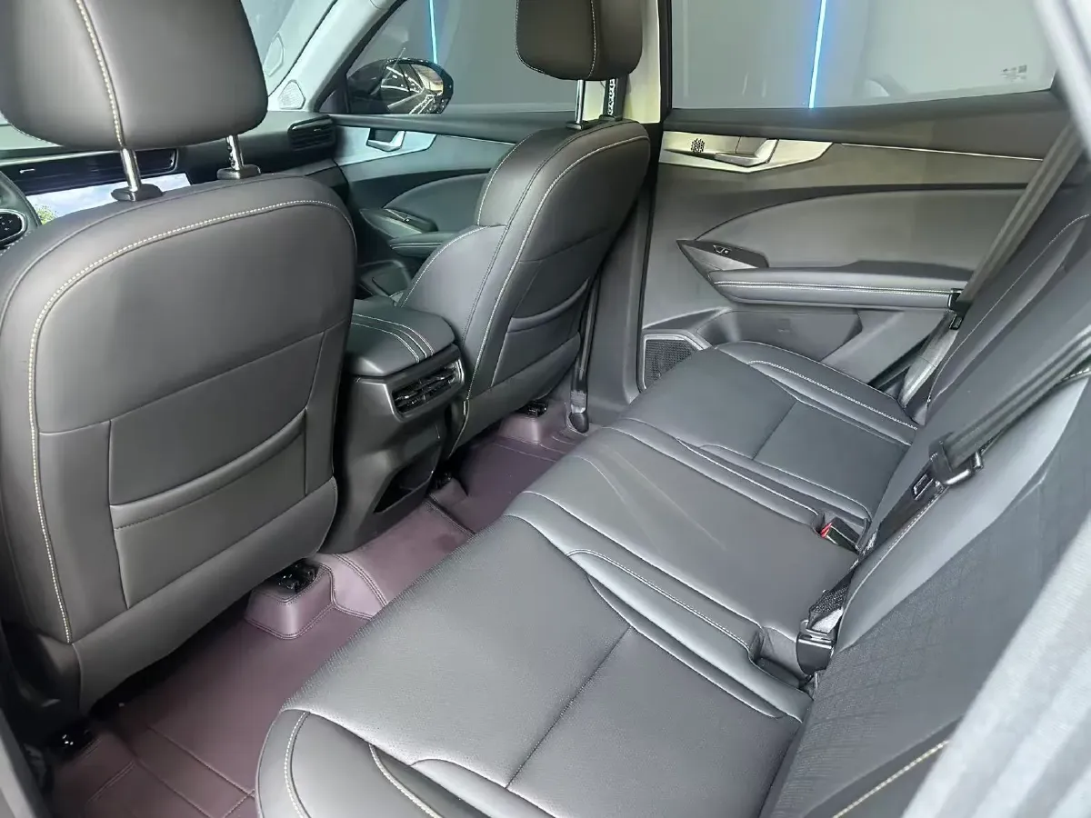 2025 KaiYi KunLun 1.5T 139HP L4 E-CVT PHEV,autocango,china used car exporter,china ev exporter,chinese used car exporter,chinese used ev exporter