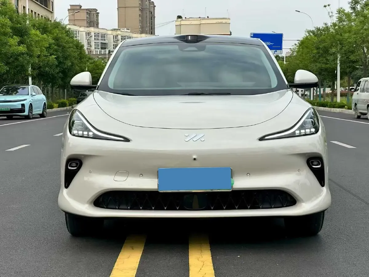 2025 IM LS6 BEV 75KWH,autocango,china used car exporter,china ev exporter,chinese used car exporter,chinese used ev exporter