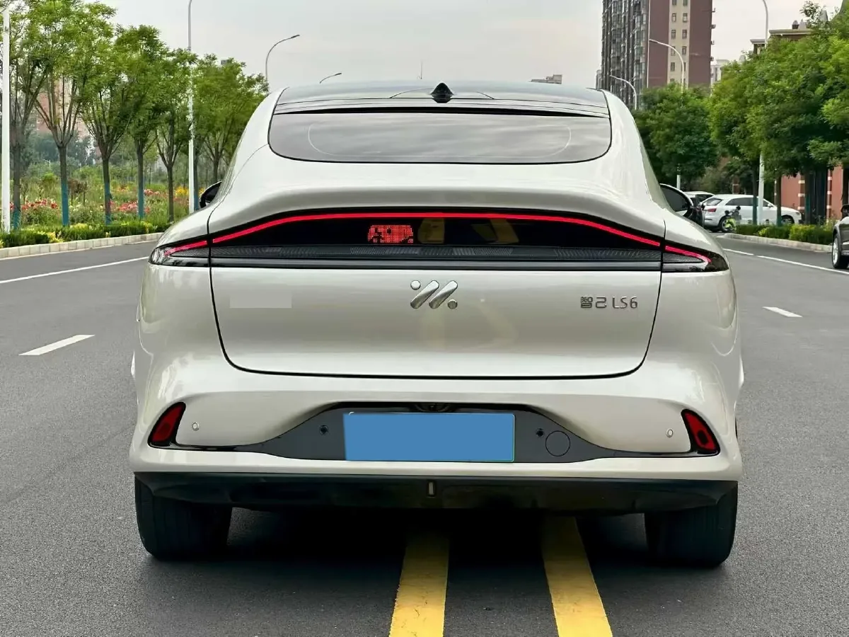 2025 IM LS6 BEV 75KWH,autocango,china used car exporter,china ev exporter,chinese used car exporter,chinese used ev exporter