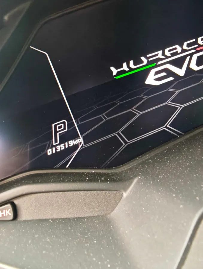 2020 Lamborghini Huracán 5.2L 611HP V10 7DCT,autocango,china used car exporter,china ev exporter,chinese used car exporter,chinese used ev exporter