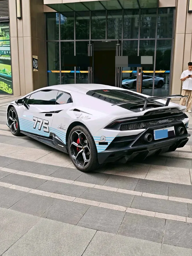 2020 Lamborghini Huracán 5.2L 611HP V10 7DCT,autocango,china used car exporter,china ev exporter,chinese used car exporter,chinese used ev exporter