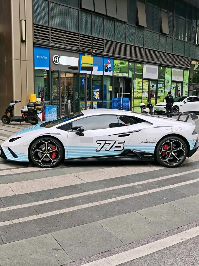 2020 Lamborghini Huracán 5.2L 611HP V10 7DCT,autocango,china used car exporter,china ev exporter,chinese used car exporter,chinese used ev exporter