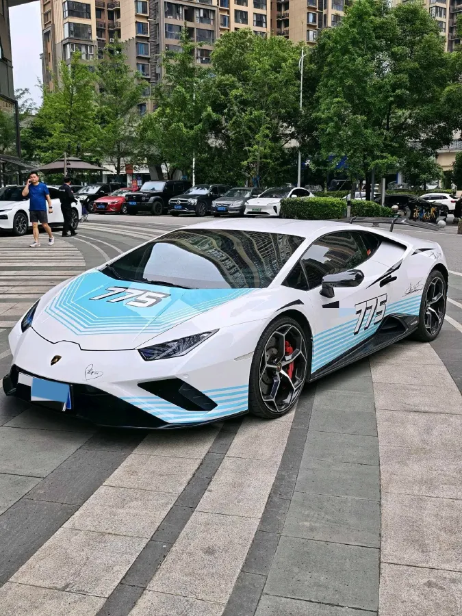 2020 Lamborghini Huracán 5.2L 611HP V10 7DCT,autocango,china used car exporter,china ev exporter,chinese used car exporter,chinese used ev exporter