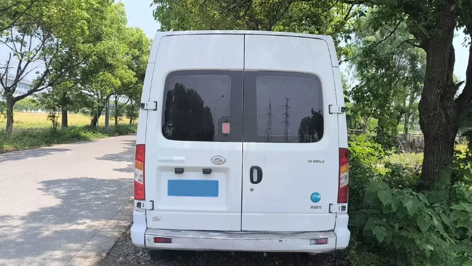 2023 MAXUS XinTu V80 2.0T 127HP L4 6MT,autocango,china used car exporter,china ev exporter,chinese used car exporter,chinese used ev exporter