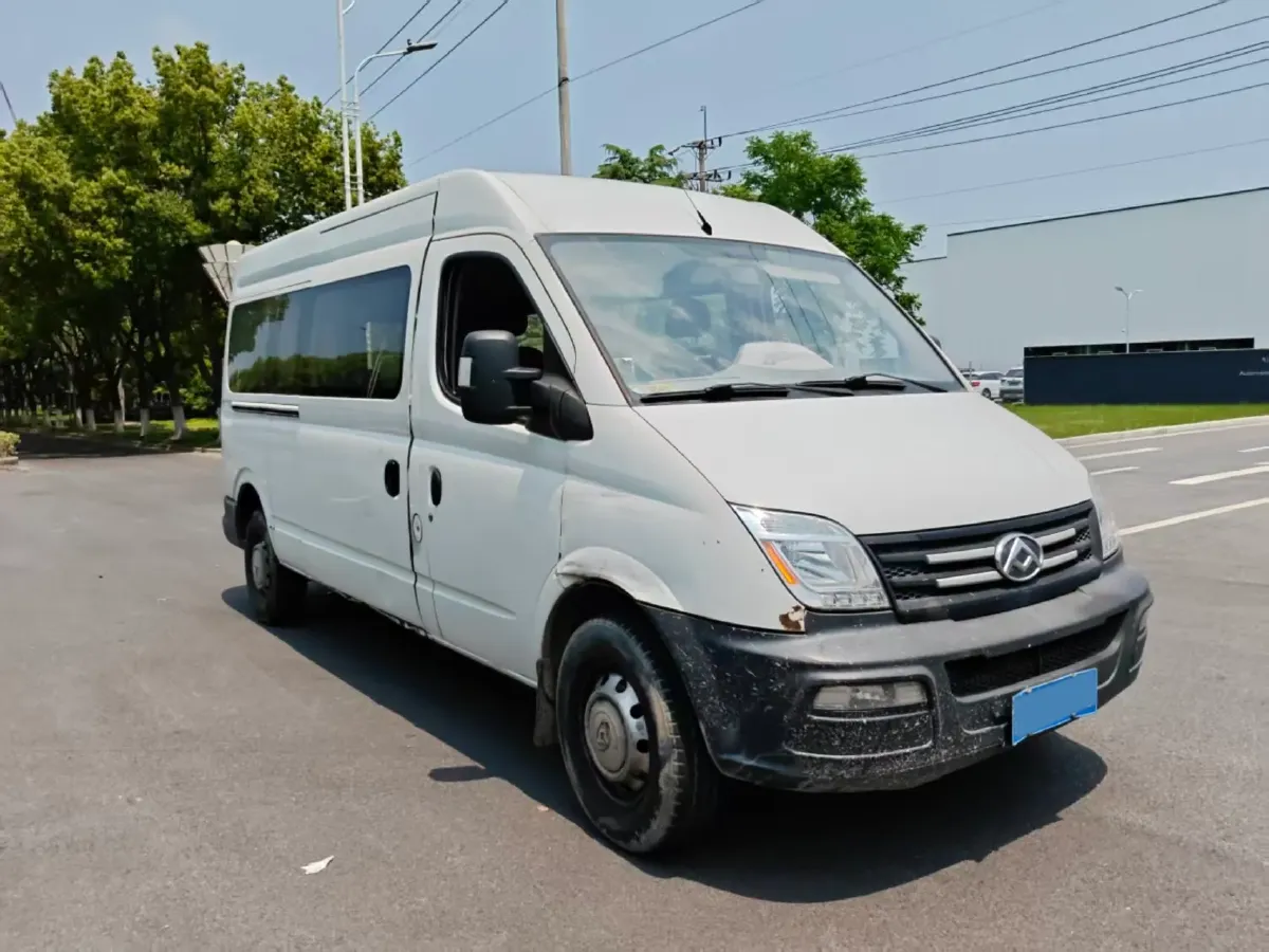 2019 MAXUS XinTu V80 2.5T 136HP L4 6MT,autocango,china used car exporter,china ev exporter,chinese used car exporter,chinese used ev exporter