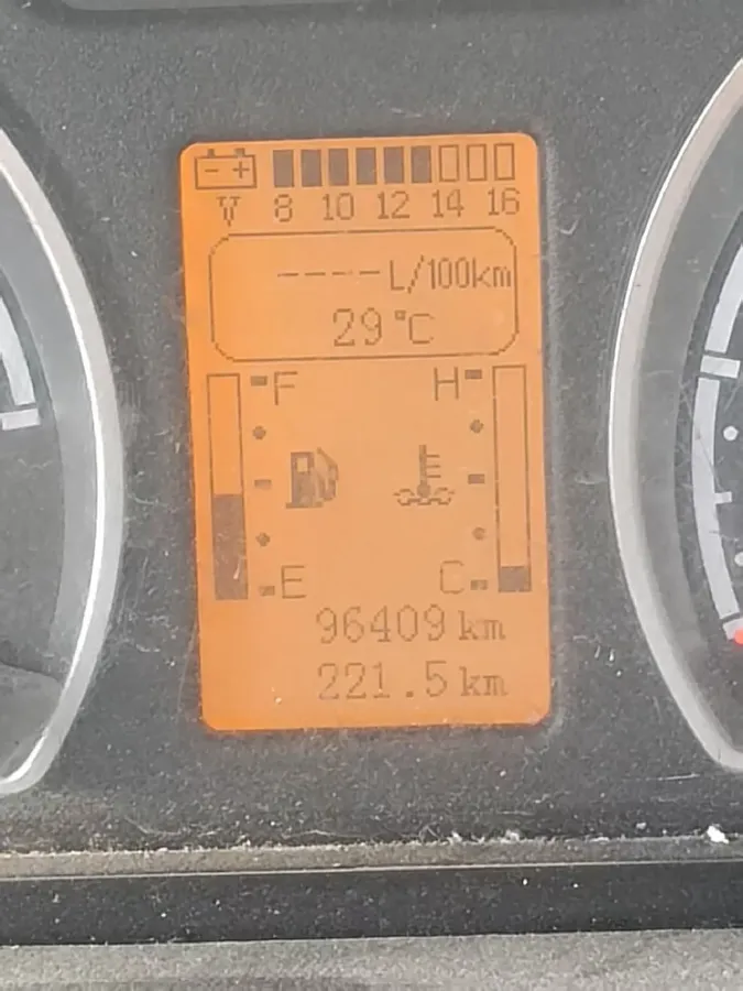 2023 MAXUS XinTu V80 2.0T 139HP L4 6MT,autocango,china used car exporter,china ev exporter,chinese used car exporter,chinese used ev exporter
