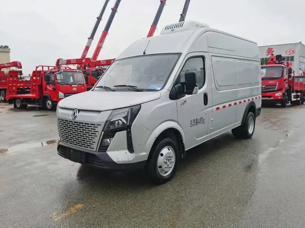 2023 MAXUS XinTu V80 2.0T 139HP L4 6MT,autocango,china used car exporter,china ev exporter,chinese used car exporter,chinese used ev exporter