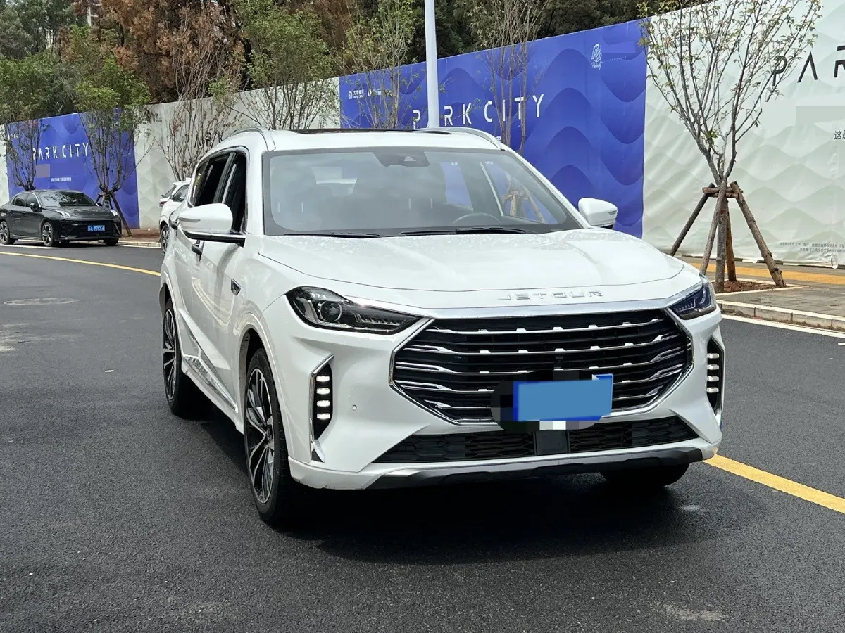 2021 Chery Tiggo 8 Plus 1.6T 197HP L4 7DCT,autocango,china used car exporter,china ev exporter,chinese used car exporter,chinese used ev exporter