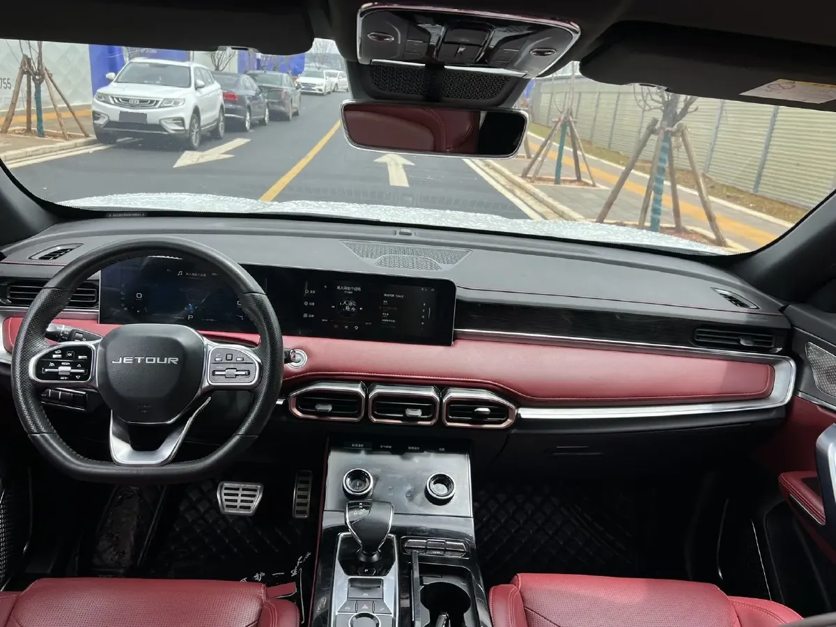 2021 Chery Tiggo 8 Plus 1.6T 197HP L4 7DCT,autocango,china used car exporter,china ev exporter,chinese used car exporter,chinese used ev exporter