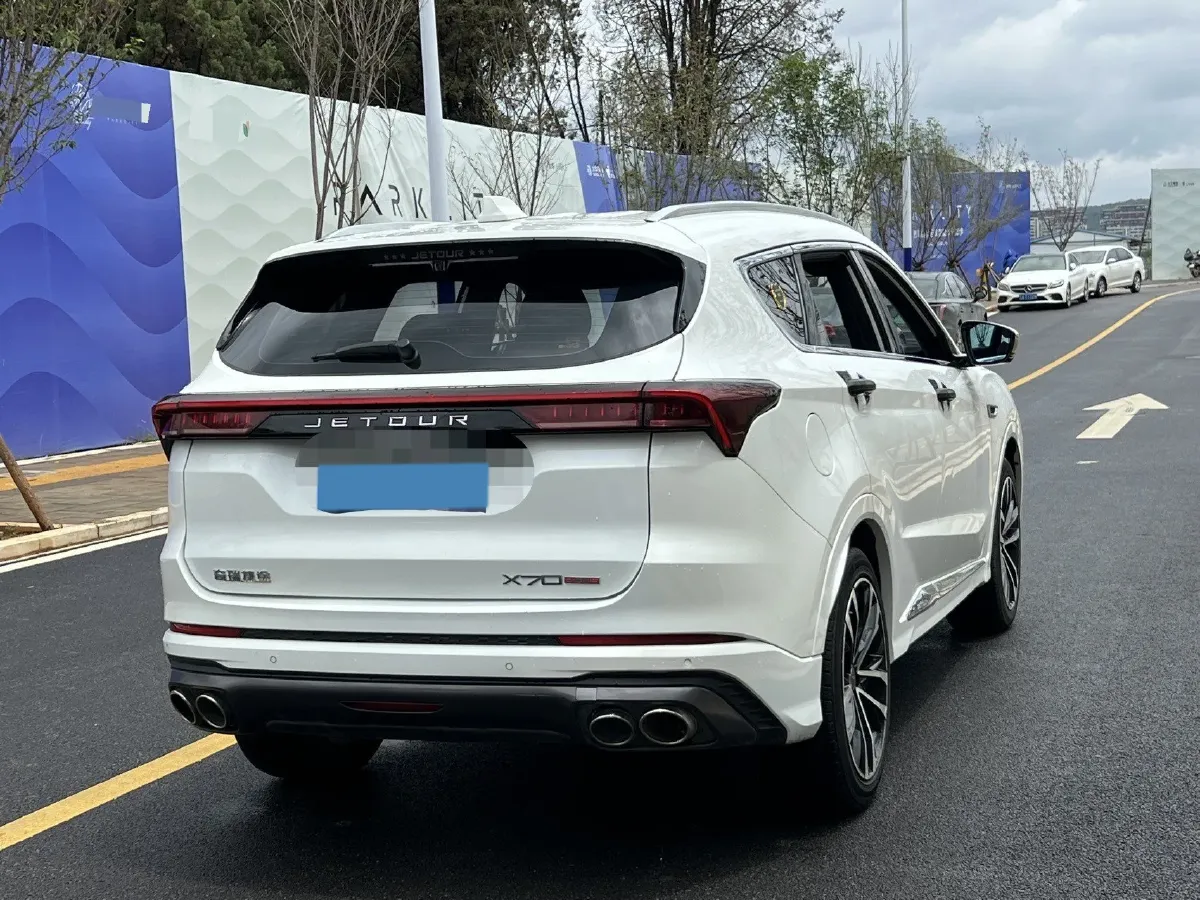 2021 Chery Tiggo 8 Plus 1.6T 197HP L4 7DCT,autocango,china used car exporter,china ev exporter,chinese used car exporter,chinese used ev exporter