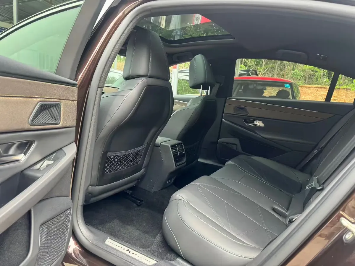 2021 Ford New Era Transit 2.2T 140HP L4 6AMT,autocango,china used car exporter,china ev exporter,chinese used car exporter,chinese used ev exporter