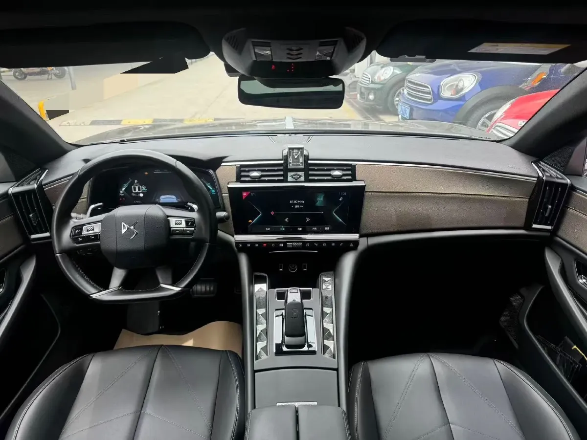 2021 Ford New Era Transit 2.2T 140HP L4 6AMT,autocango,china used car exporter,china ev exporter,chinese used car exporter,chinese used ev exporter