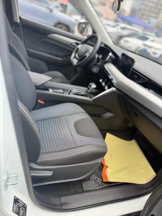 2019 BeiJing Auto X3 1.5T 150HP L4 CVT,autocango,china used car exporter,china ev exporter,chinese used car exporter,chinese used ev exporter