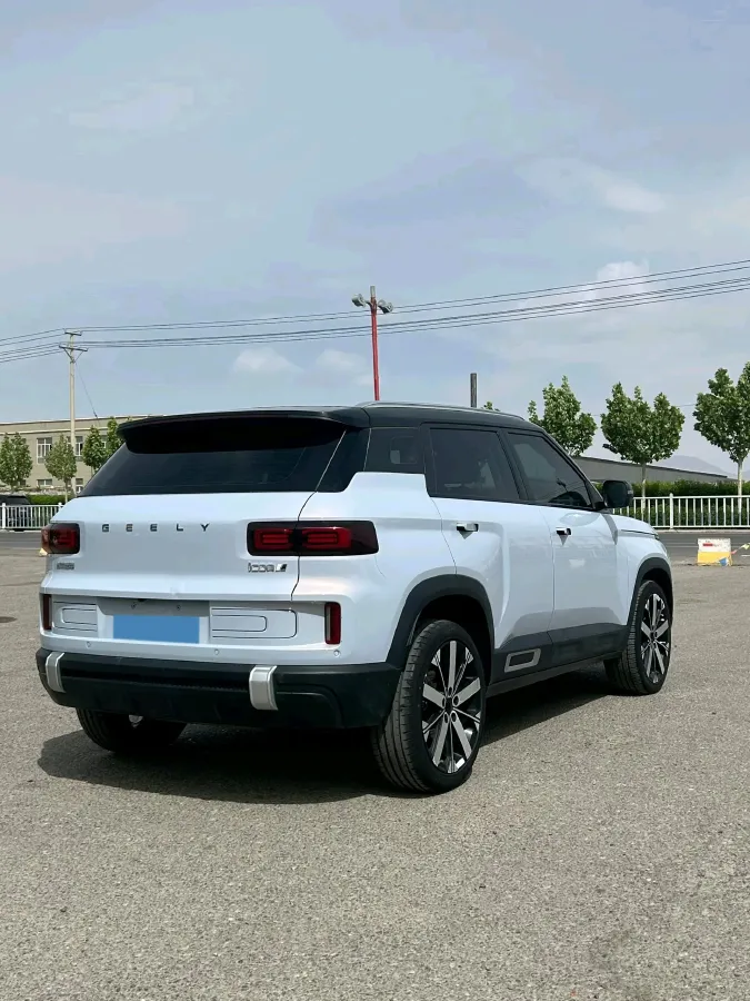 2023 Geely ICON 1.5T 181HP L4 7DCT,autocango,china used car exporter,china ev exporter,chinese used car exporter,chinese used ev exporter