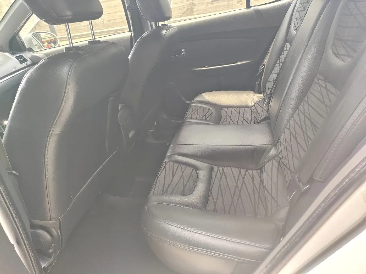 2018 KaiYi E3 1.5L 109HP L4 5MT,autocango,china used car exporter,china ev exporter,chinese used car exporter,chinese used ev exporter