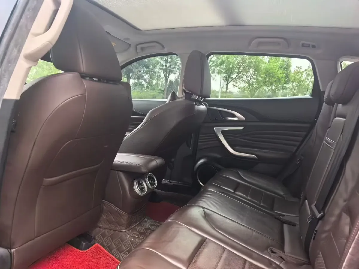 2017 WEY VV7 2.0T 234HP L4 7DCT,autocango,china used car exporter,china ev exporter,chinese used car exporter,chinese used ev exporter