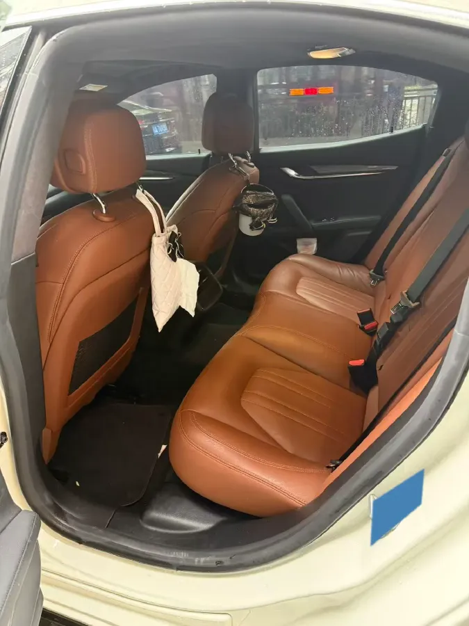 2022 Audi Q7 2.0T 245HP L4 8AT,autocango,china used car exporter,china ev exporter,chinese used car exporter,chinese used ev exporter