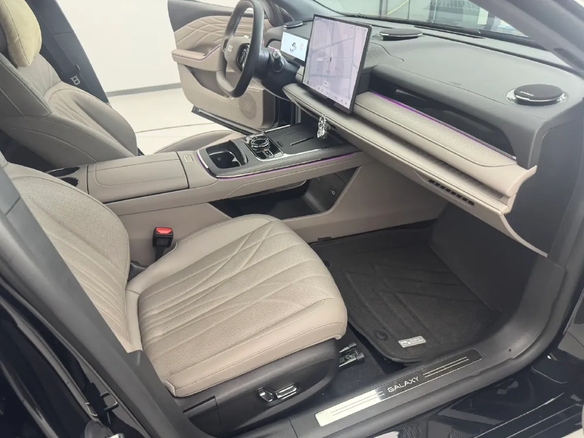 2025 Geely Galaxy Starshine 8 1.5L 112HP L4 1DHT PHEV,autocango,china used car exporter,china ev exporter,chinese used car exporter,chinese used ev exporter