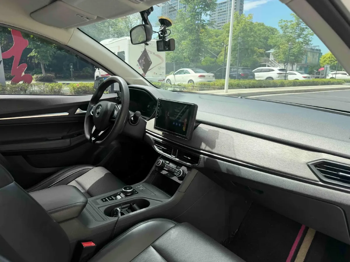 2021 Weltmeister E.5 BEV 49.92KWH,autocango,china used car exporter,china ev exporter,chinese used car exporter,chinese used ev exporter