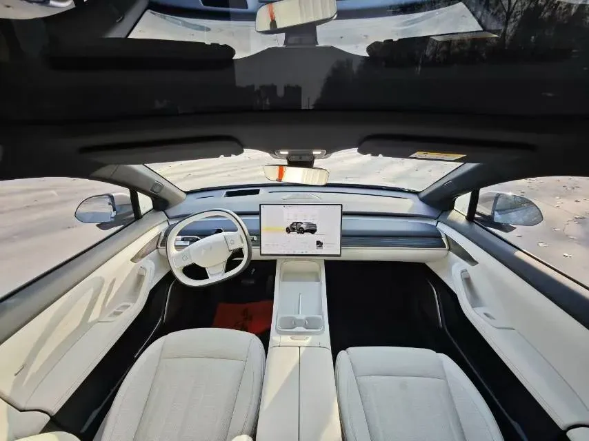 2024 IM L6 BEV 75KWH,autocango,china used car exporter,china ev exporter,chinese used car exporter,chinese used ev exporter