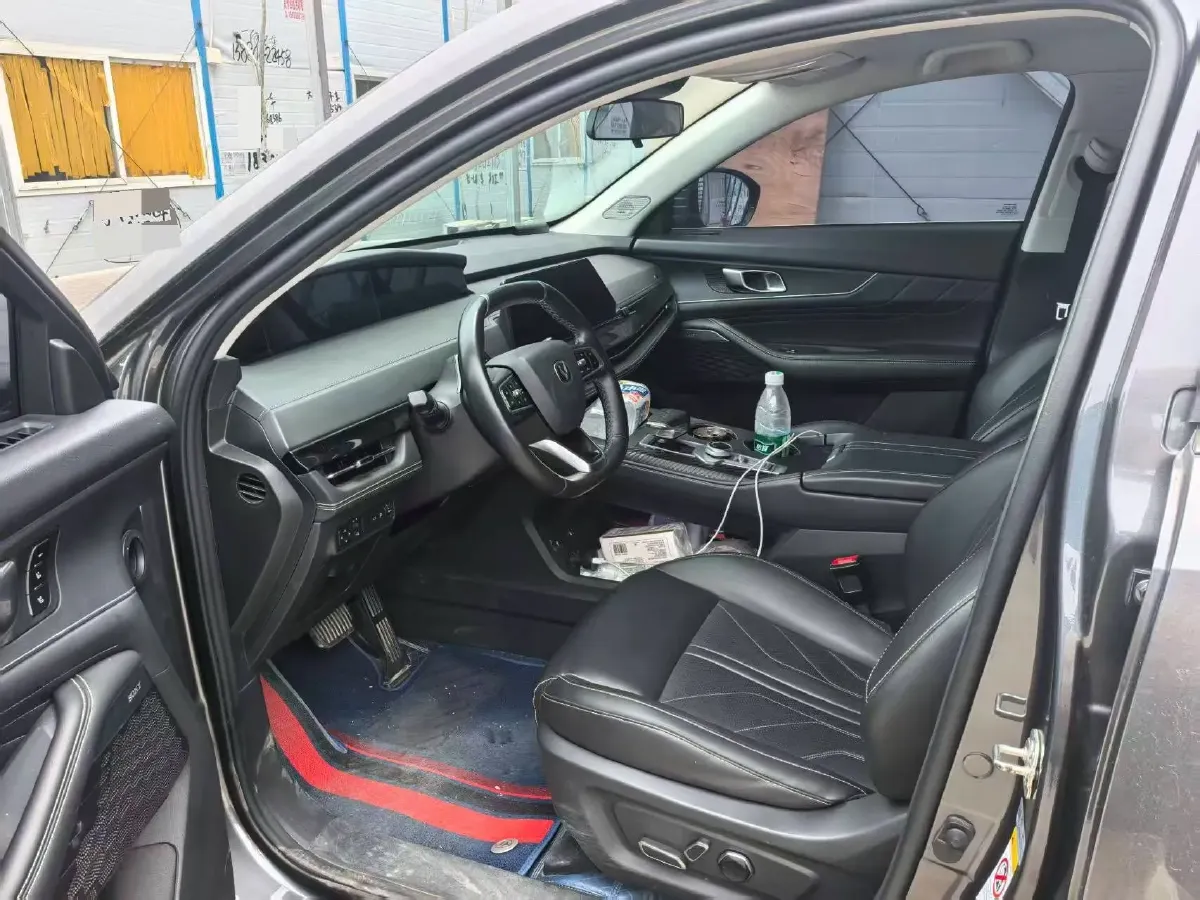 2023 ChangAn UNI-K 2.0T 233HP L4 8AT,autocango,china used car exporter,china ev exporter,chinese used car exporter,chinese used ev exporter