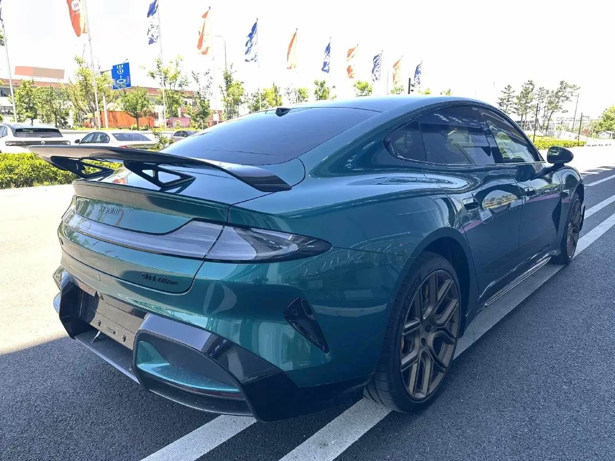 2025 MI SU7 Ultra BEV 93.7KWH,autocango,china used car exporter,china ev exporter,chinese used car exporter,chinese used ev exporter
