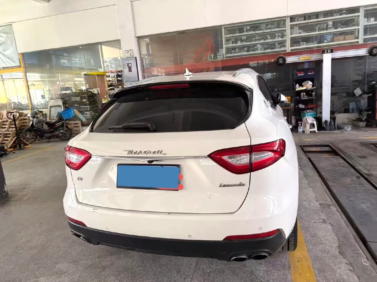 2018 Jaguar XJ 3.0T 340HP V6 8AT,autocango,china used car exporter,china ev exporter,chinese used car exporter,chinese used ev exporter