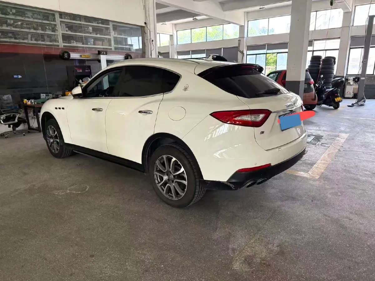 2018 Jaguar XJ 3.0T 340HP V6 8AT,autocango,china used car exporter,china ev exporter,chinese used car exporter,chinese used ev exporter