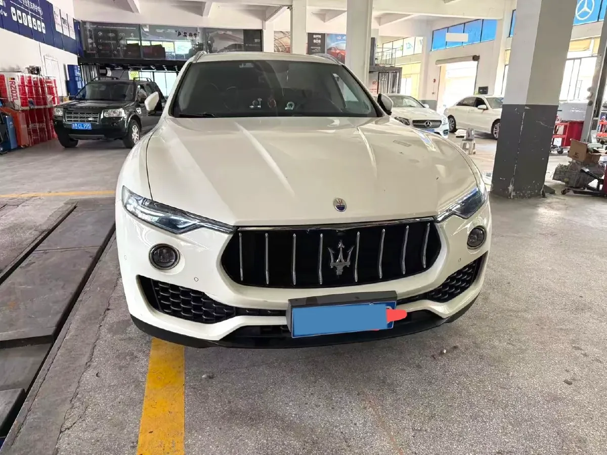 2018 Jaguar XJ 3.0T 340HP V6 8AT,autocango,china used car exporter,china ev exporter,chinese used car exporter,chinese used ev exporter