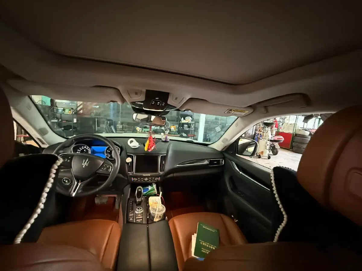 2018 Jaguar XJ 3.0T 340HP V6 8AT,autocango,china used car exporter,china ev exporter,chinese used car exporter,chinese used ev exporter