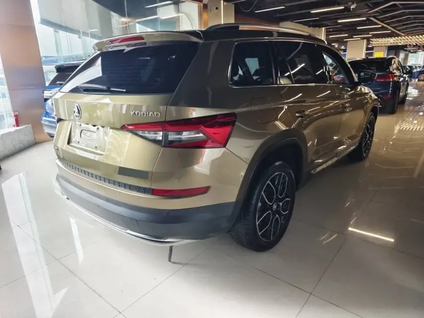2018 Skoda Kodiak 1.8T 180HP L4 7DCT,autocango,china used car exporter,china ev exporter,chinese used car exporter,chinese used ev exporter